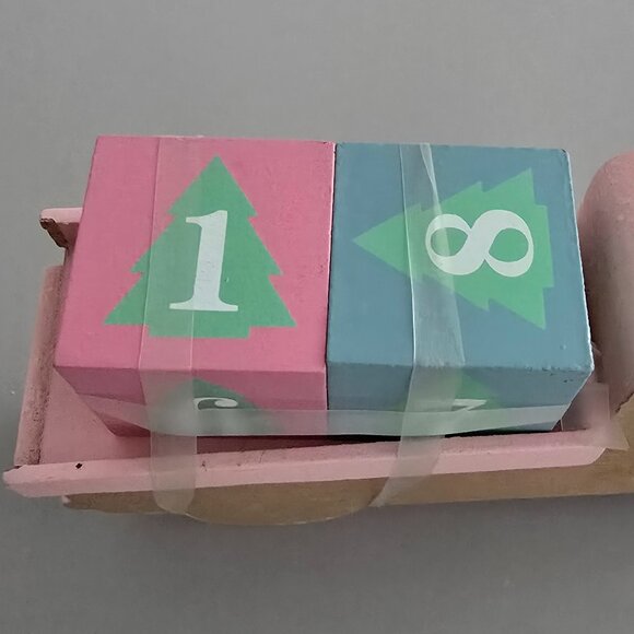 NEW Pink Truck Christmas Countdown - Picture 3 of 4